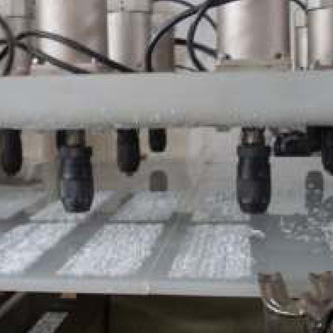 电脑自动PP钻孔机